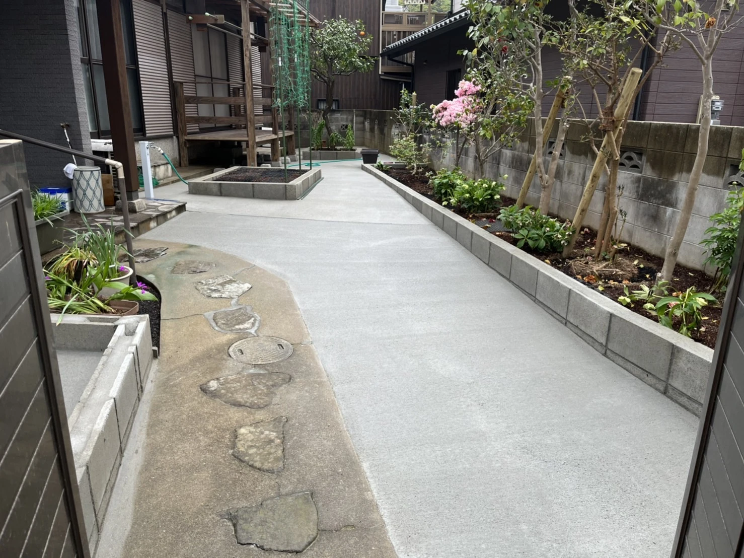 施工事例　庭の舗装２