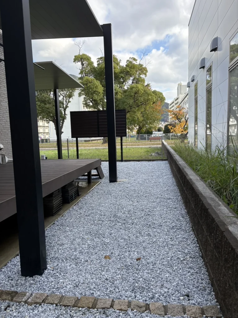 20251128北九州市小倉南区　防草シート施工④